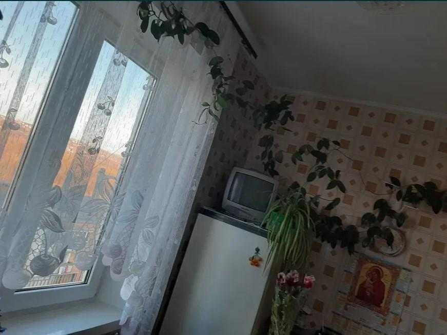 1 кімнатна квартира на Гречанах!!!
