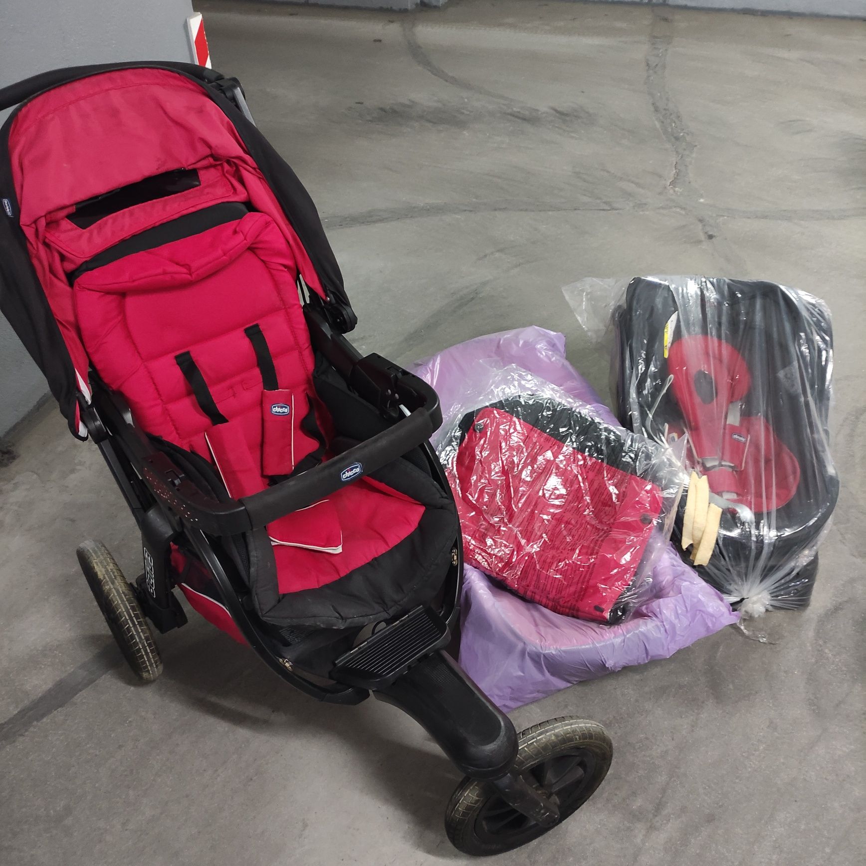 Carrinho Chicco Activ3 trio + easy fix - posso vender em separado