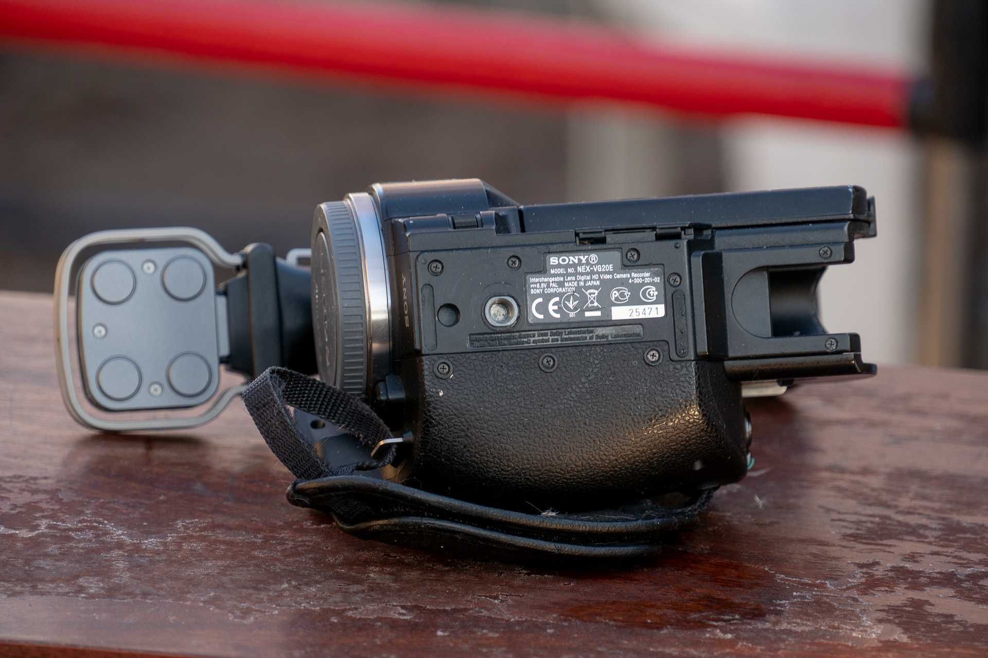 Sony NEX-VG20E відеокамера камкодер