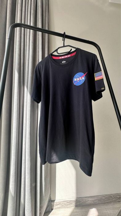 Темно синя футболка Alpha Industries