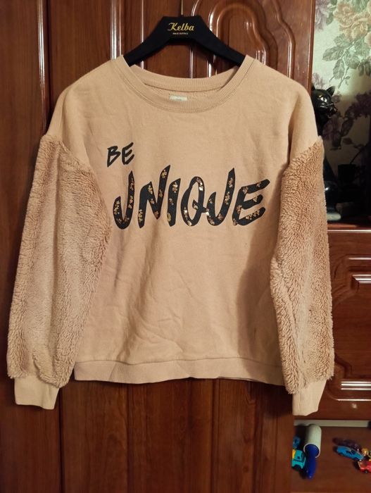 Продам одяг на дівчину