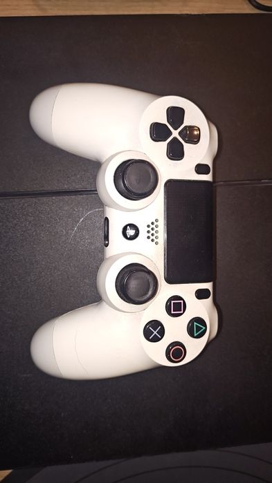 Sony PlayStation 4 FAT model CUH-1216B + 2 pady i okablowanie