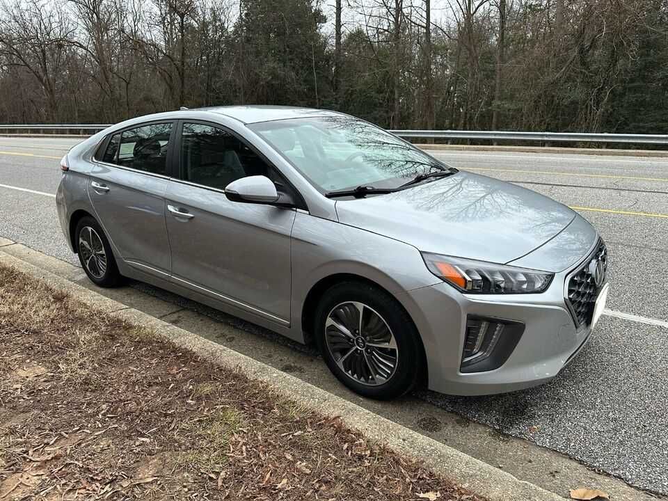 2021 Hyundai IONIQ SEL