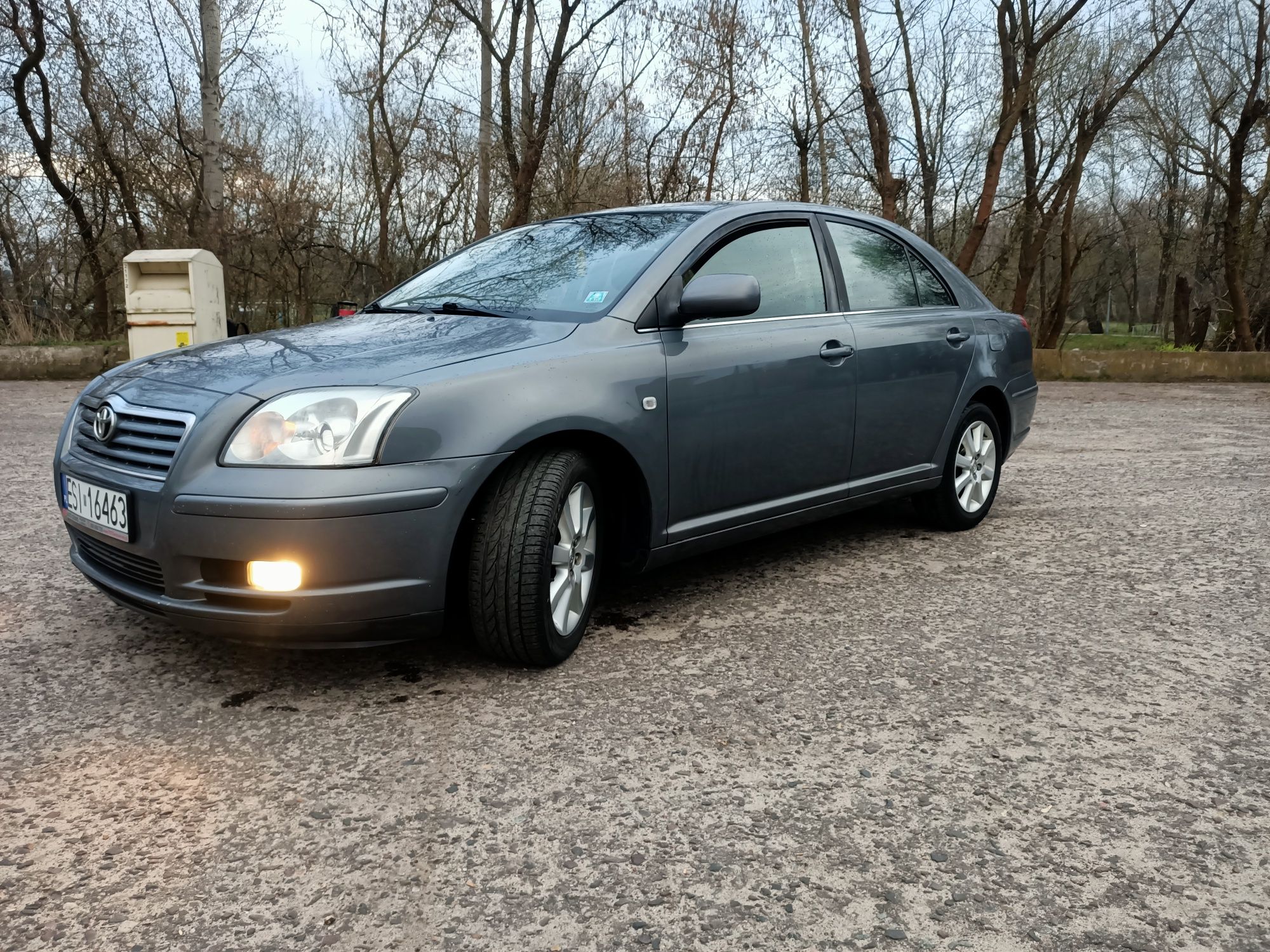 Toyota Avensis liftback 2.0 D-4D