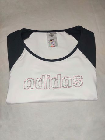Спортивна футболка від Adidas