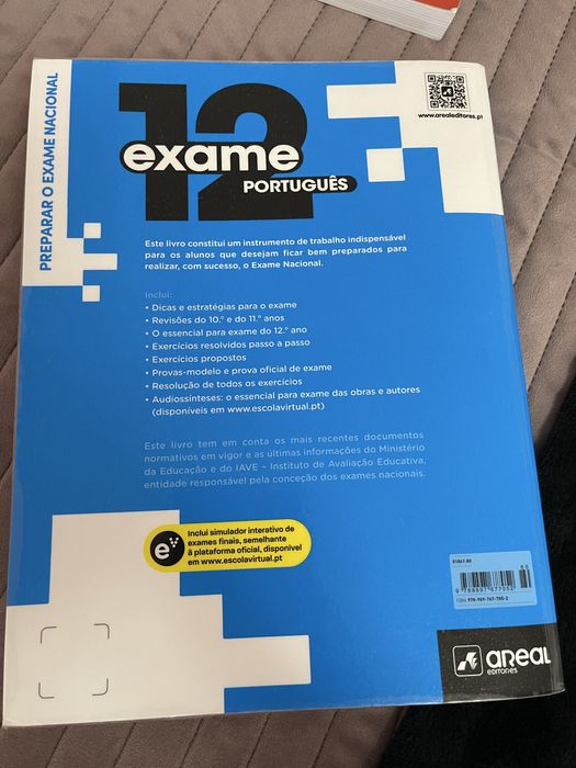 Livro de preparação para o exame nacional de português de 12 ano