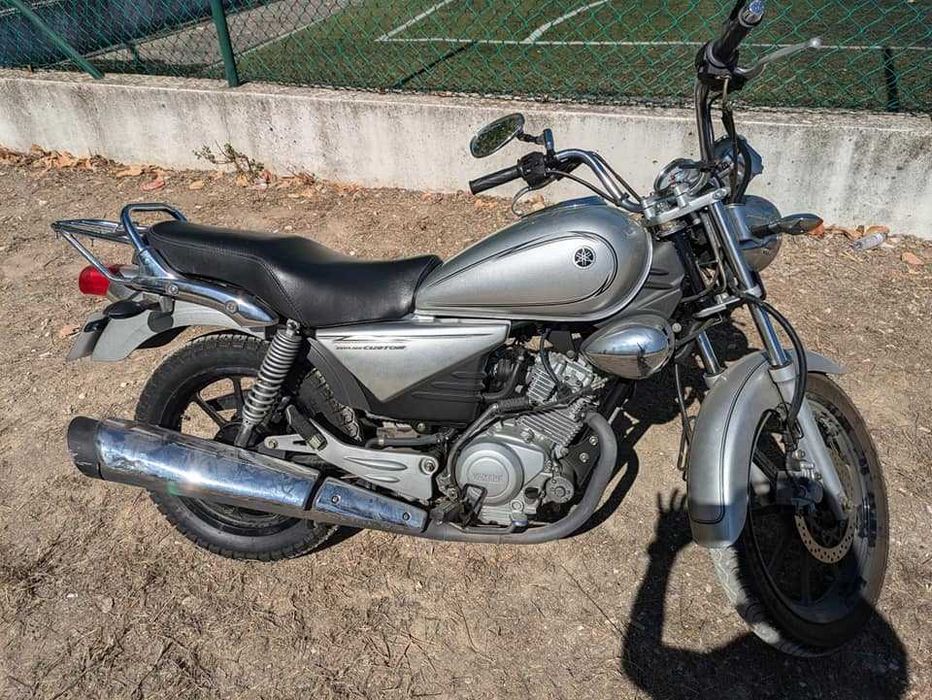 Yamaha YBR 125 Custom