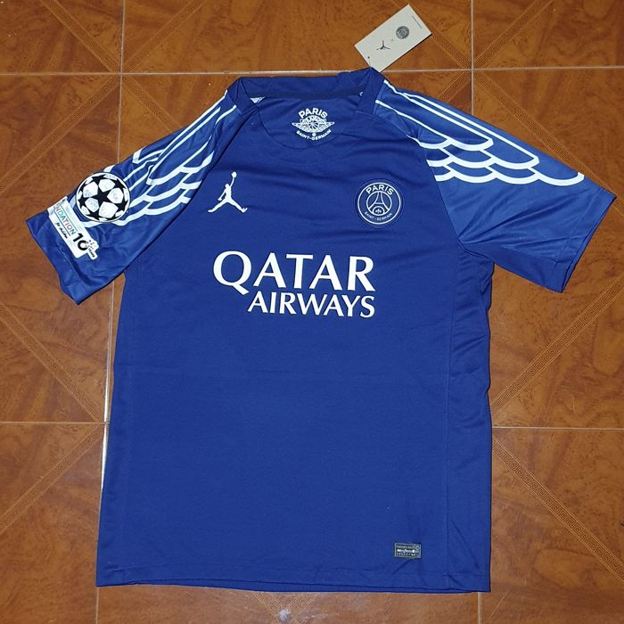 Camisola inspirada na Do Nuno Mendes Size M