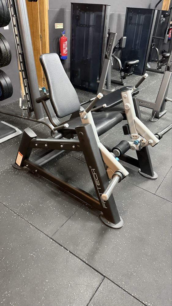 Máquina Leg Extension Fittech