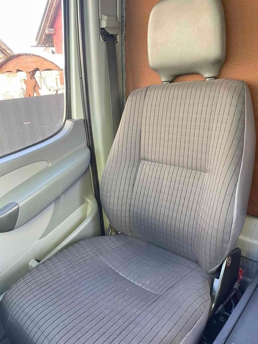 Вантажний автомобіль спрінтер