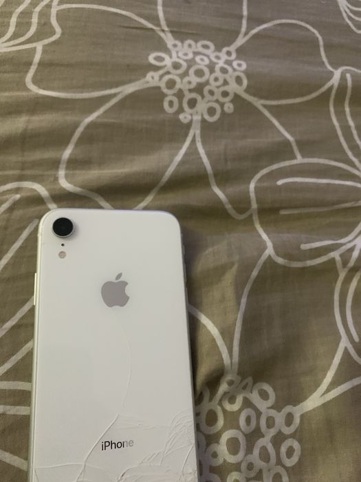 Iphone XR 128gb com capa
