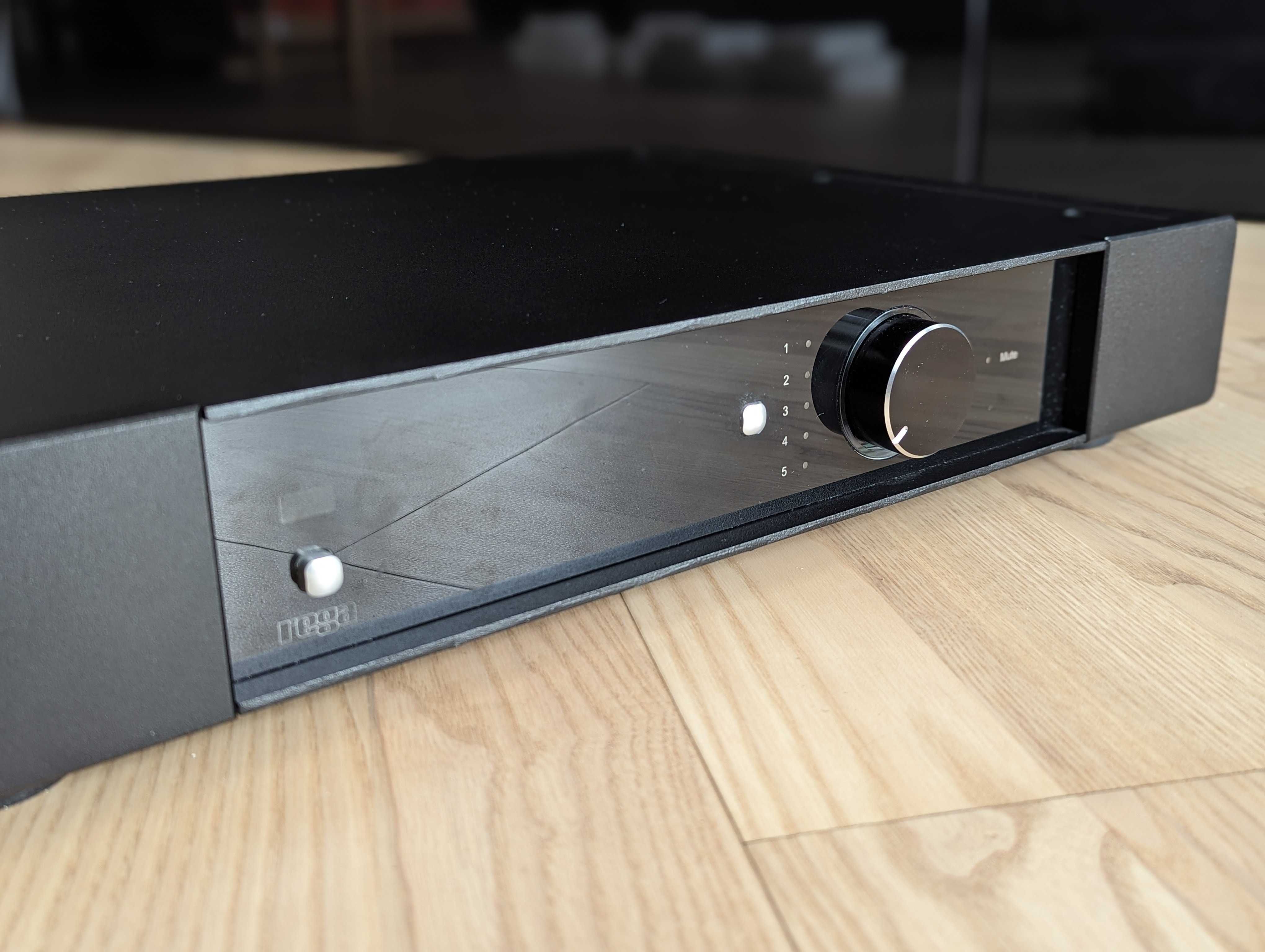 Rega Elex R wzmacniacz stereo