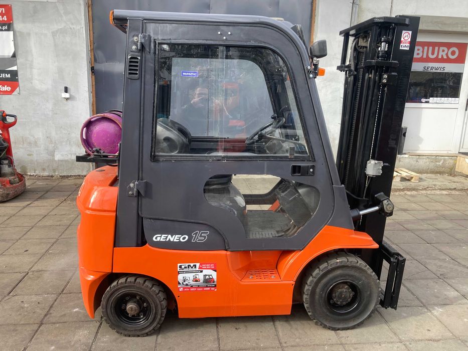 Wózek Widłowy Toyota  7FG LPG Kabina ogrzewanie 3,3 m i 5,5m