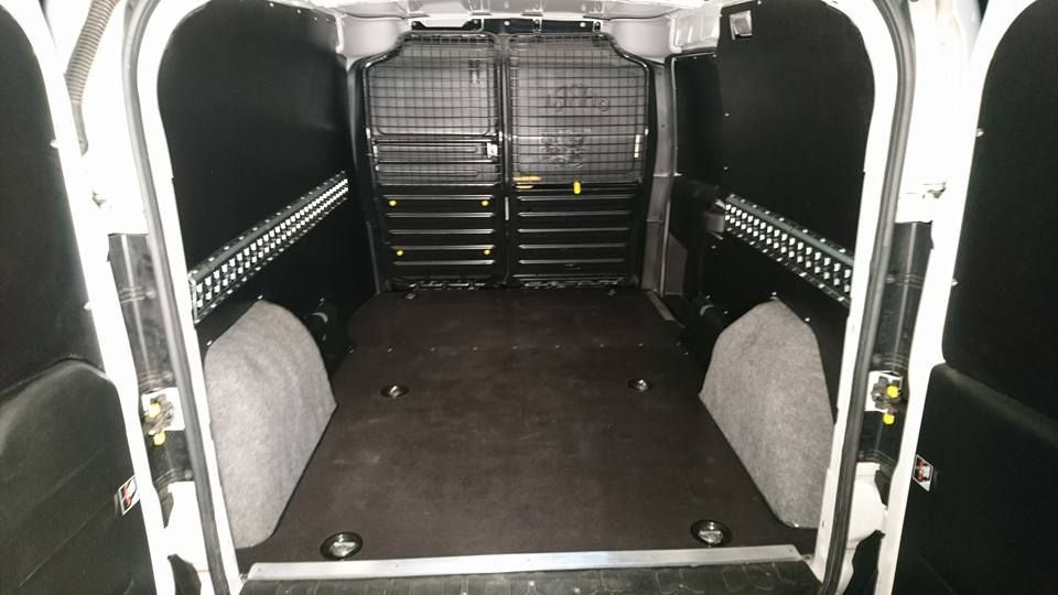 Zabudowa auta dostawczego Fiat Doblo L2H1