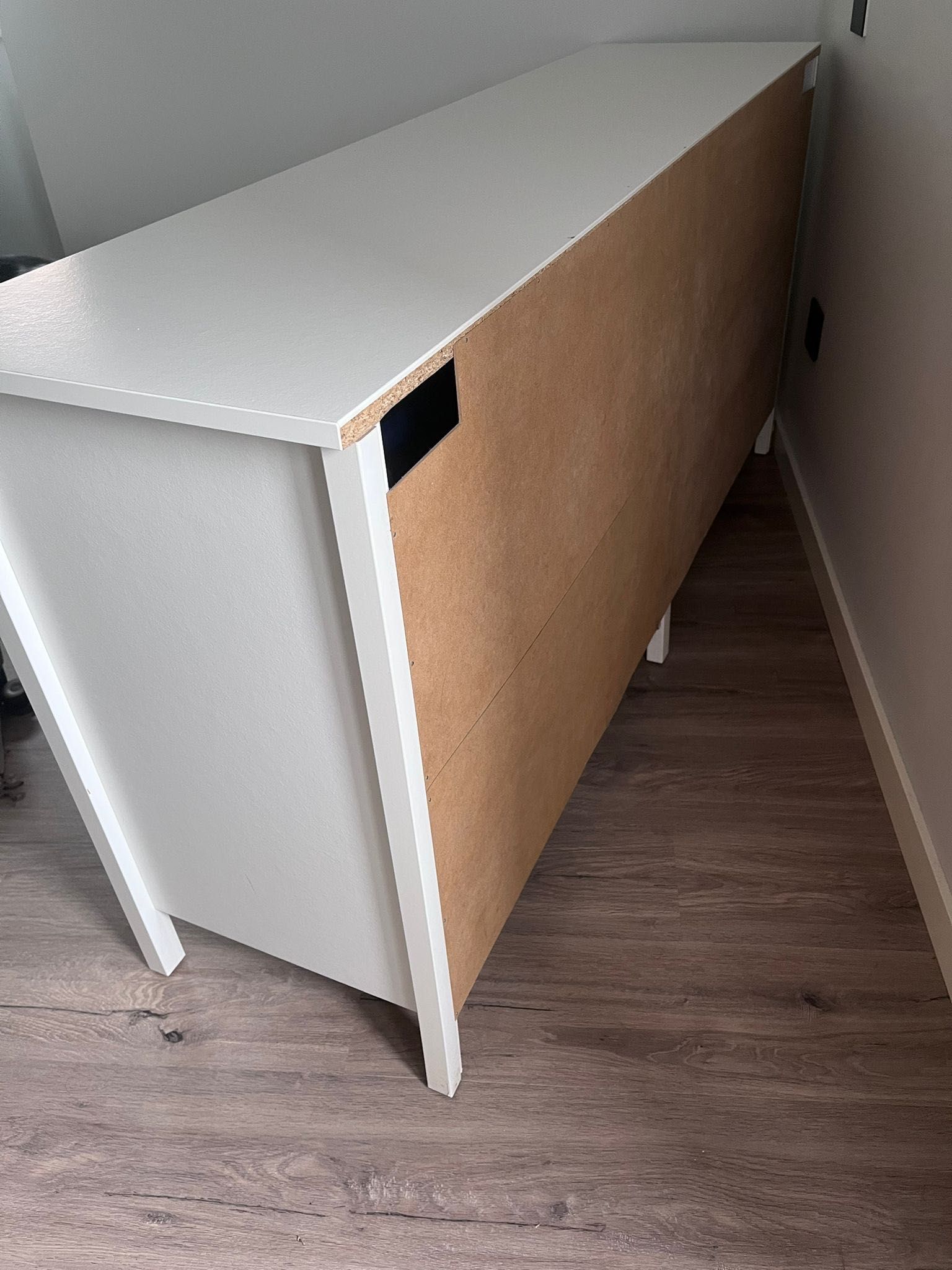Cómoda IKEA Koppang Branca Usada.