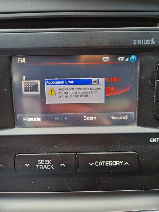 Продам рамку б/у з автомагнітолою киа оптима 2013-2015 р.в