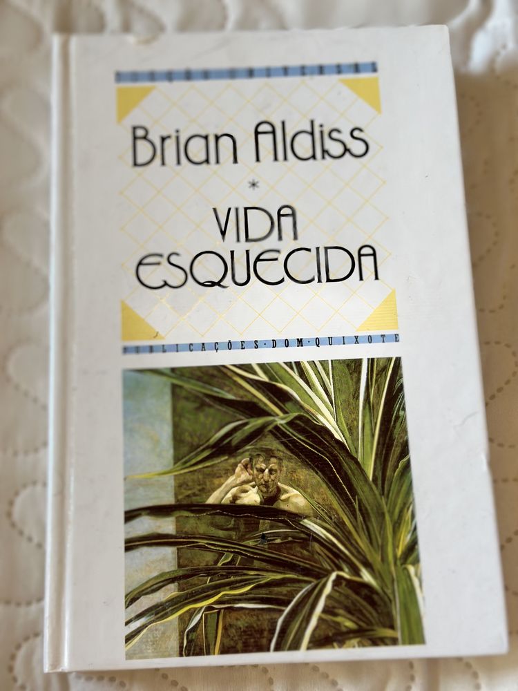 Livro Brian Aldiss Vida Esquecida