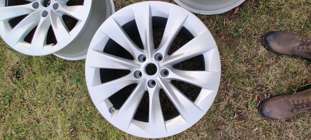 Felgi Tesla Model S/X