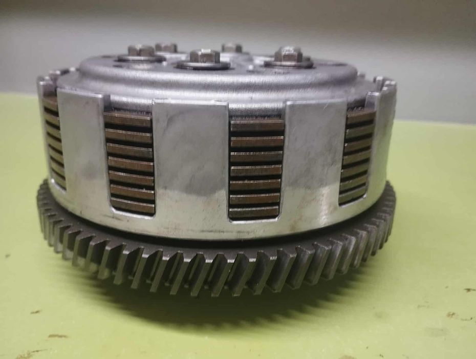 Suzuki GS 500 sprzęgło kompletne kosz sprzęgłowy sprężyny