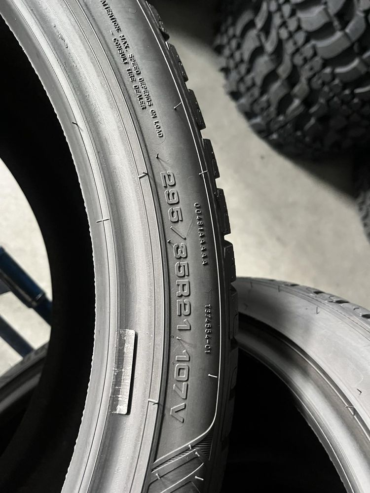 295/35/21 R21 Goodyear Ultra Grip Perfomance SUV 4шт зима