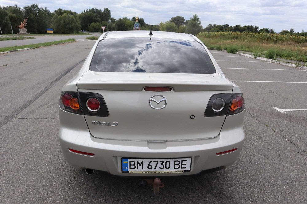 Mazda 3 2007 • 2.0 бензин • без вкладень • доглянута
