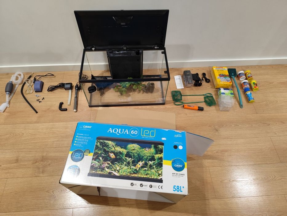 Aquário 58l com TUDO (vale mais de 200€)