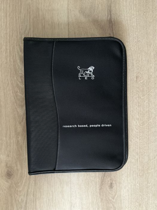 Nowa Elegancka Aktówka Torba Futerał na dokumenty