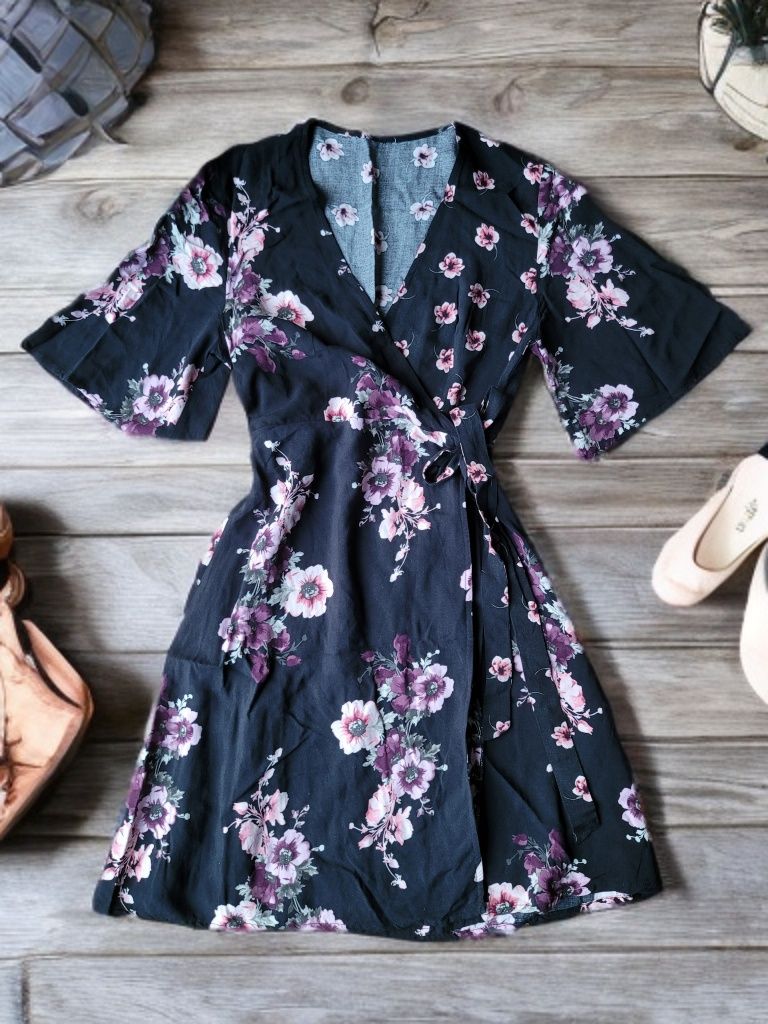 Sukienka typu kimono wiązana kobieca letnia w kwiaty 36 S