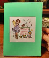 Поздравительная открытка ручной работы для бабушки. Вышивка крестиком.