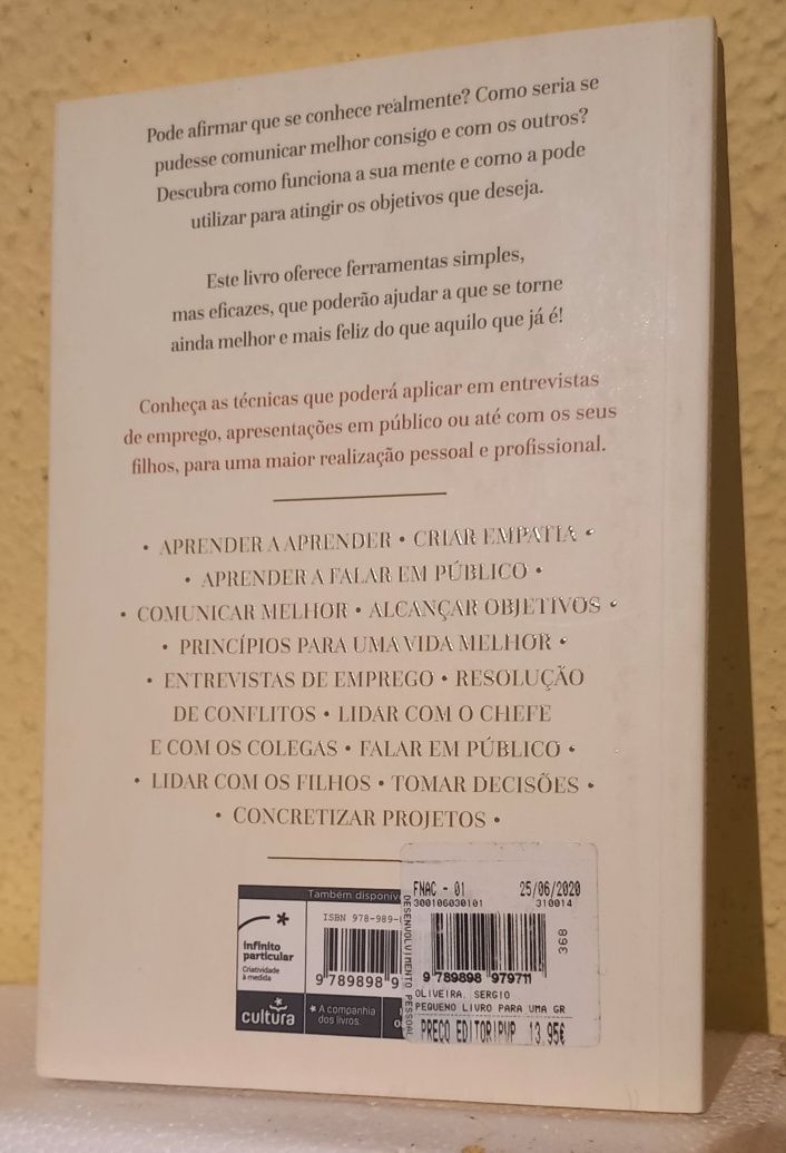 Livro " Pequeno livro para uma grande vida" PORTES GRÁTIS.