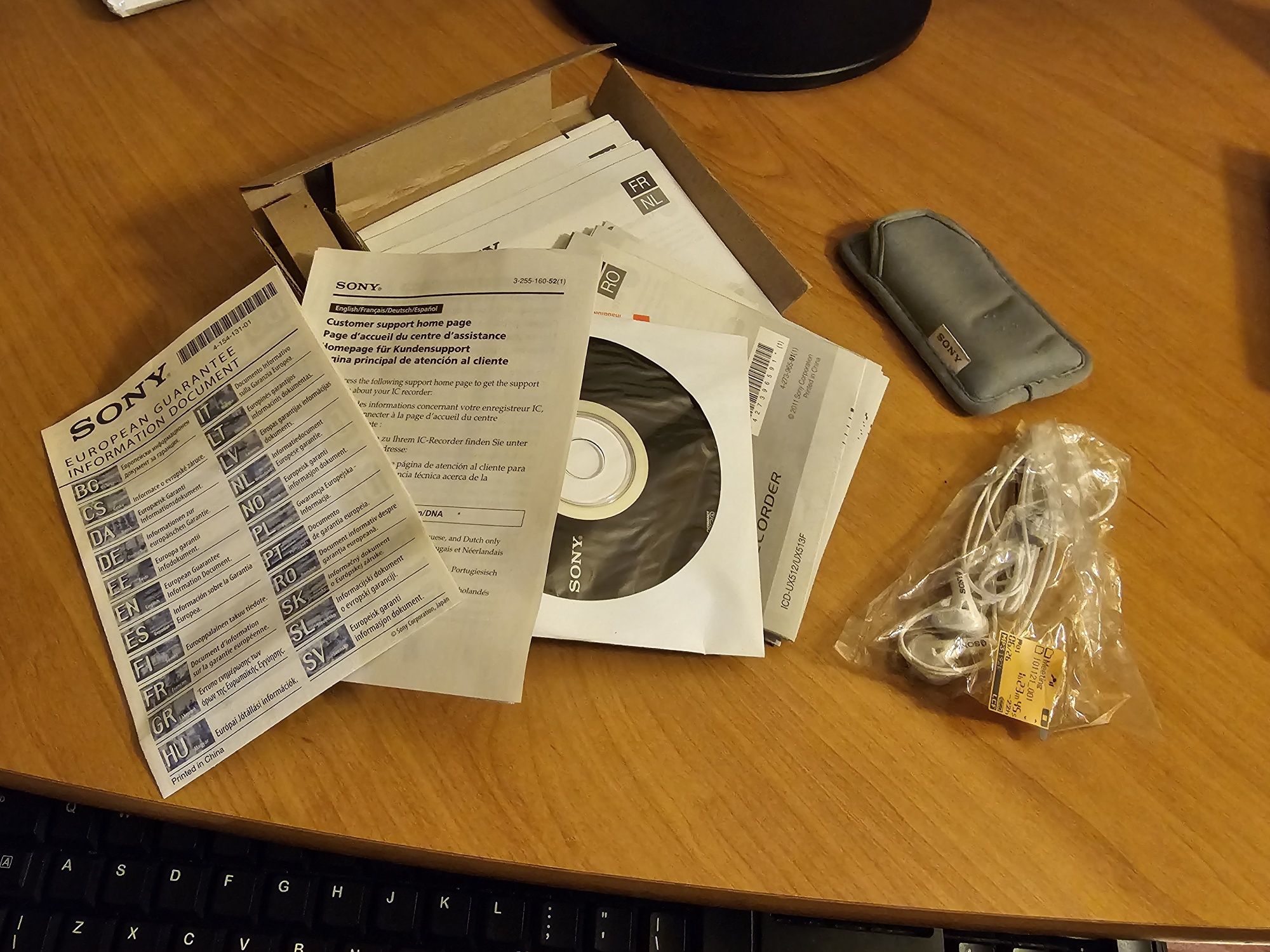 Dyktafon Sony ICD-UX512 - jak nowy!