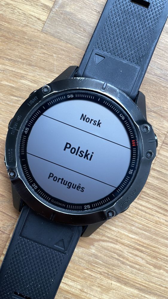 Garmin Fenix 6 - smartwatch sportowy. Bardzo dobry stan.