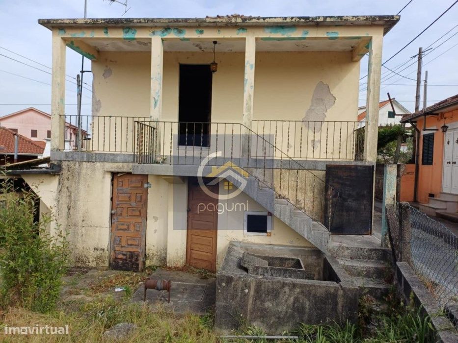 Moradia para Restauro em Lodares, Lousada - Oportunidade Única