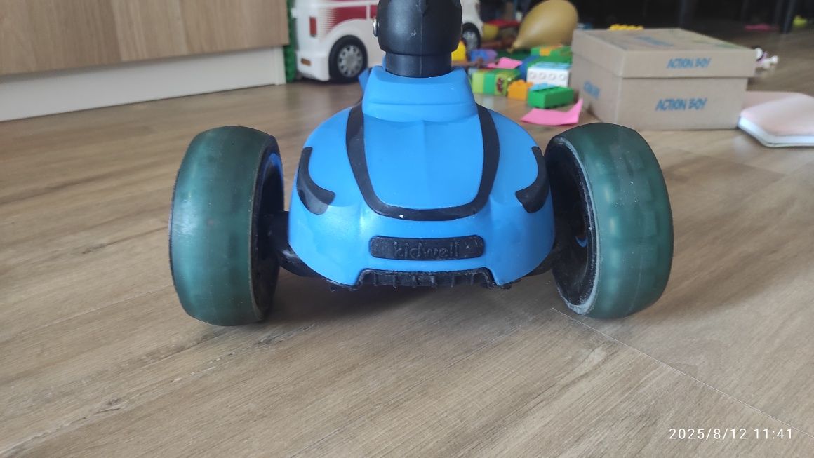 Hulajnoga Kidwell Jax