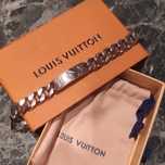 Bransoletka Louis Vuitton z blaszką piękna