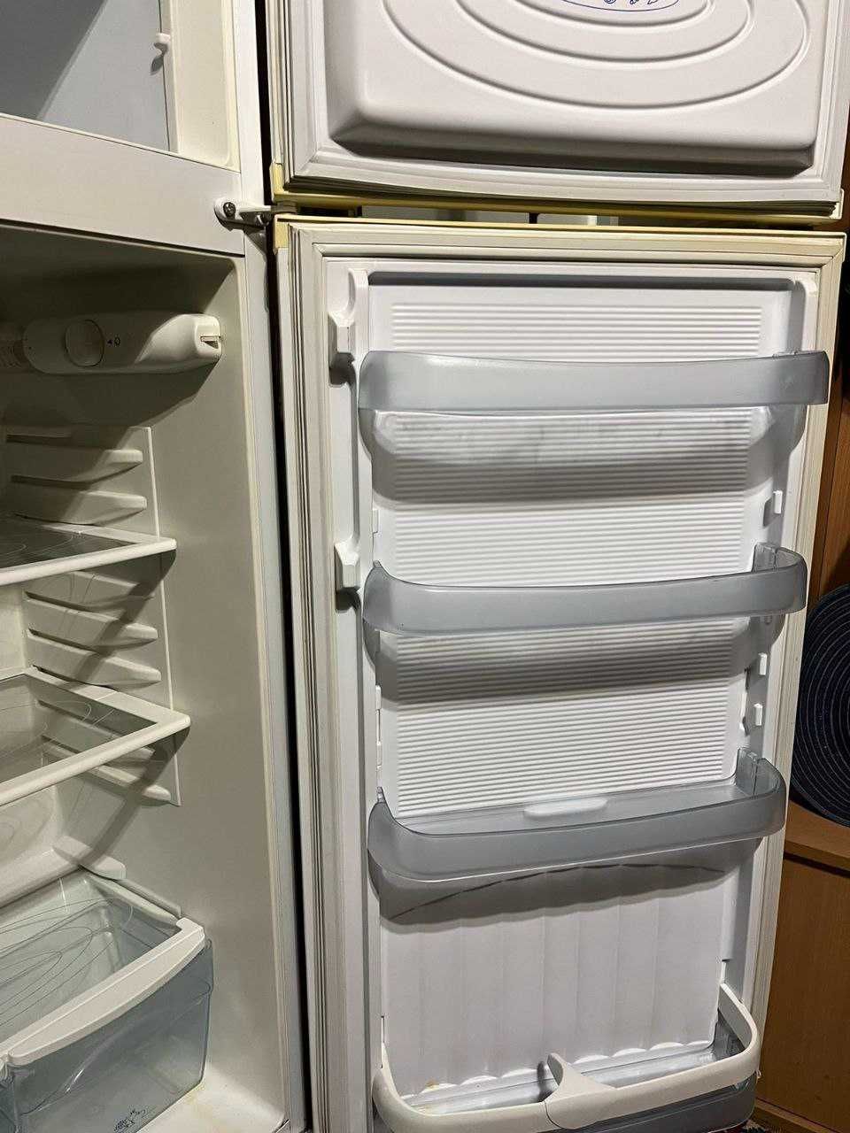 Холодильник камерний Компакт 1 метр 46 см