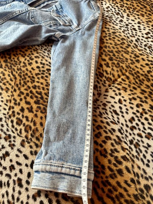 Продам джинсовий піджак