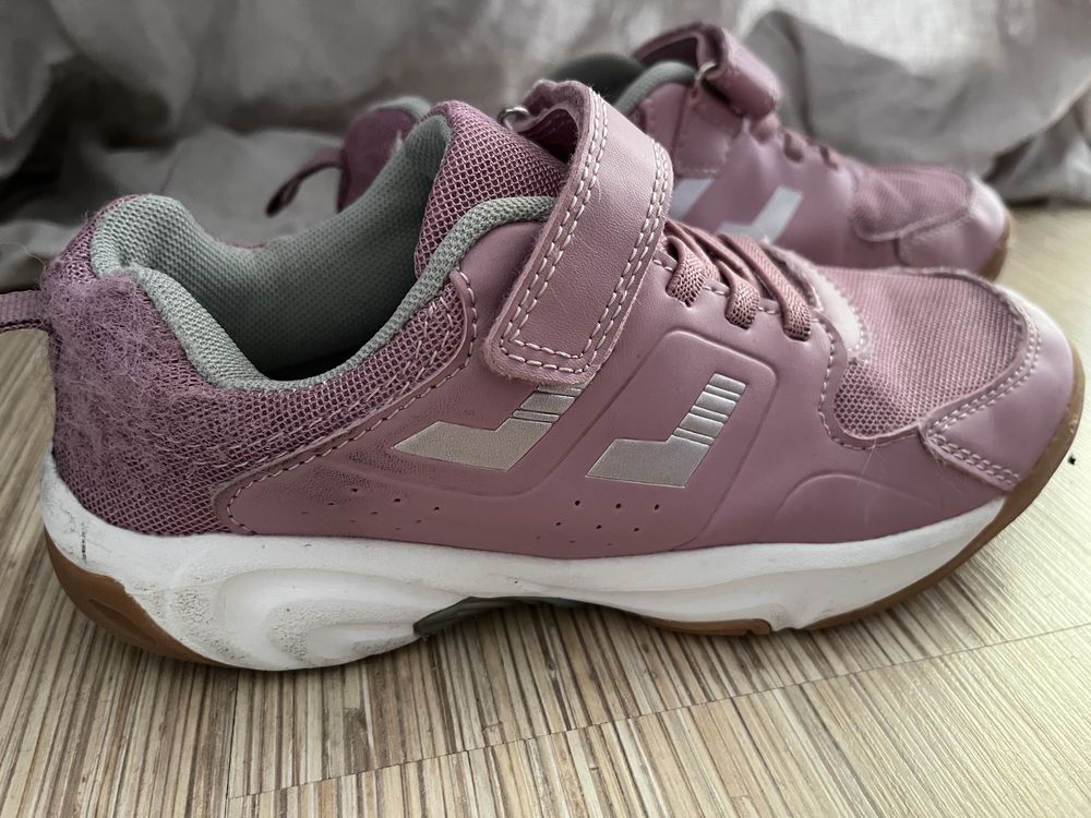 Buty sportowe dziewczęce rozm. 34