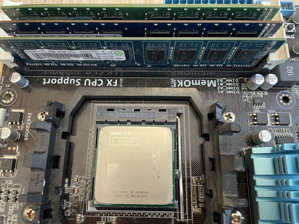 Комплект для ПК: Asus M5A97+FX 8320+ОЗУ 16Gb+охлаждение процессора