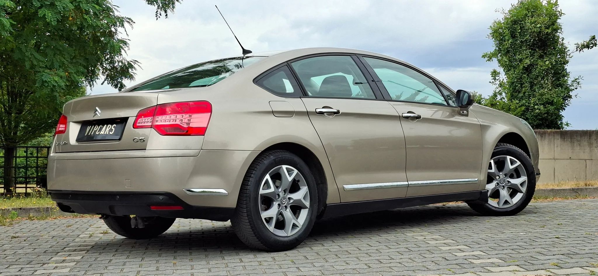 Citroën C5 Vipcars Gwarancja Małego Przebiegu Sedan Pełen Serwis Aso Citroen