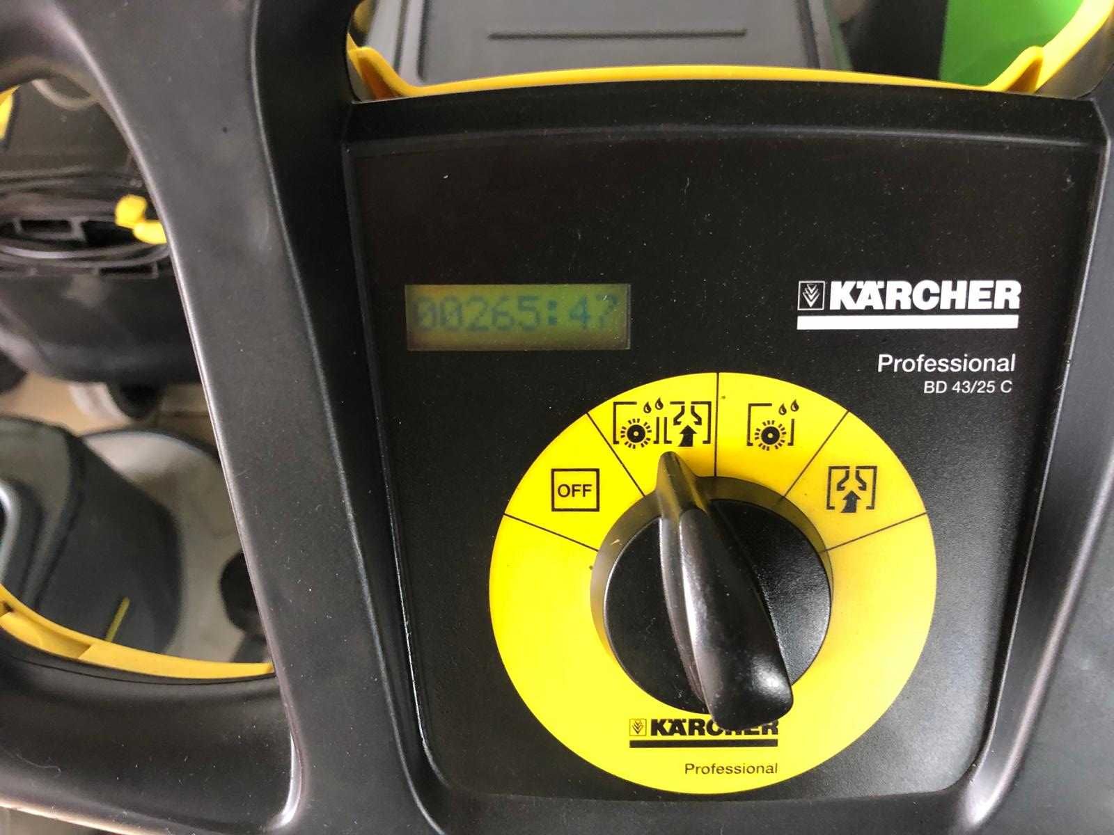 Szorowarka Karcher BD 43/25 C - kompletna, nowe aku, listwa i szczotka