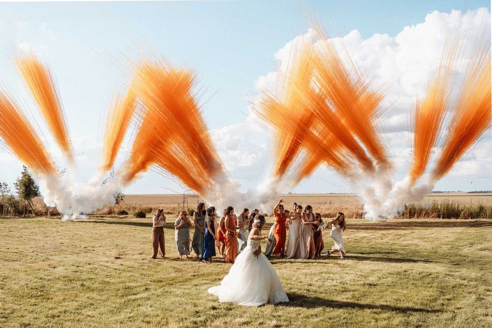 Kolorowe Miny Dymne Wystrzały Wesele Ślub Fontanny Iskier Baby Shower