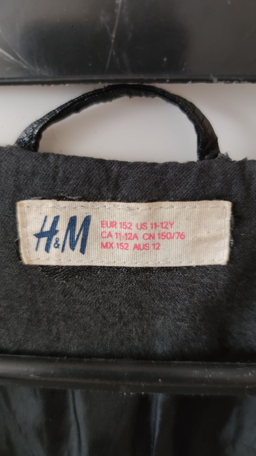 Czarne  futerko dla dziewczynki r. 152  H&M
