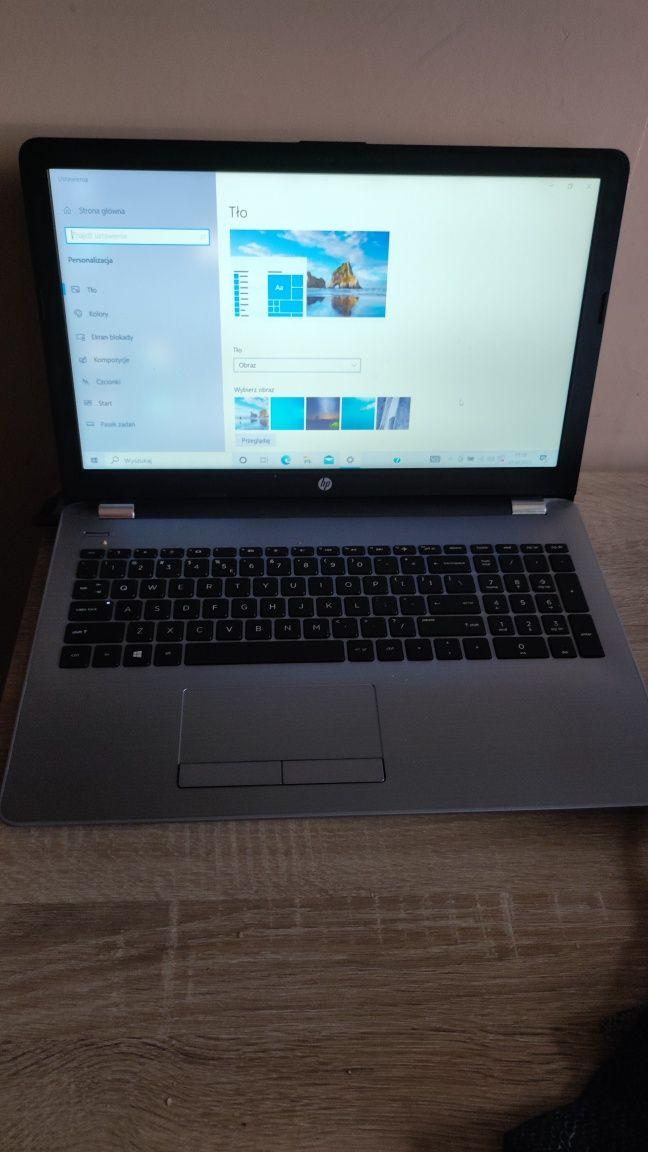 Zmienię za tel.  laptop hp 255 G6 1TB/4GB