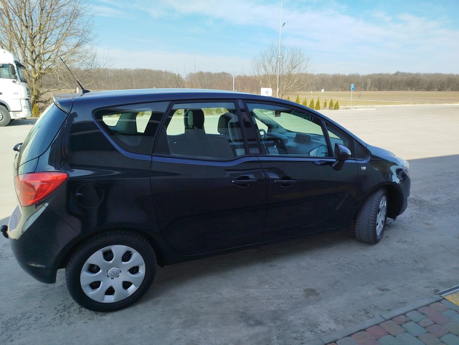 Продам мінівен Opel Meriva