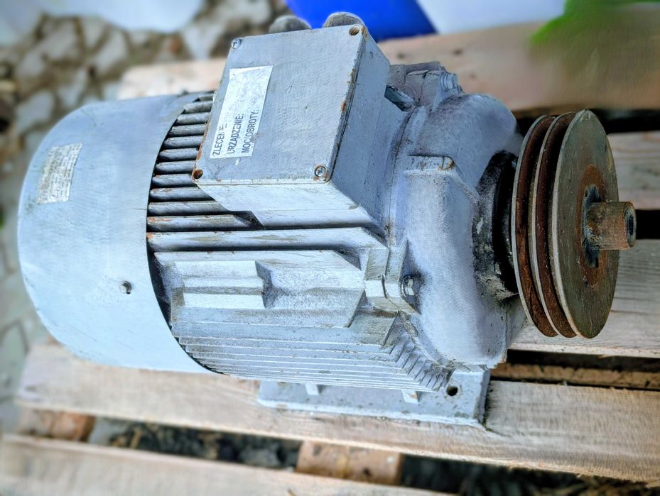 Silnik elektryczny 18,5kW min. 1470 obrotów 2szt.
