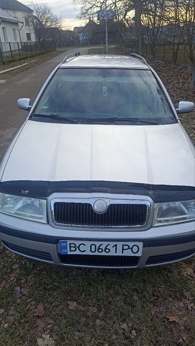 Skoda Octavia тур 1.9 tdi