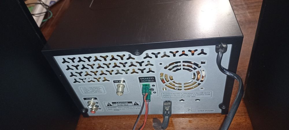 Мини система Samsung MM-C330. Bluetooth (2/35W)
Тип мікросистема

Осно