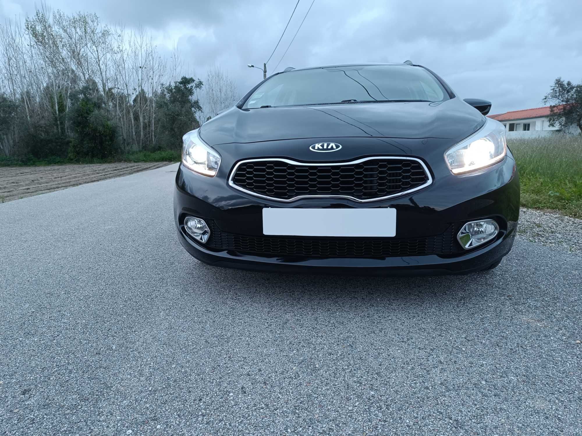 Kia Ceed SW 1.6 crdi 128cv- ESPETACULAR