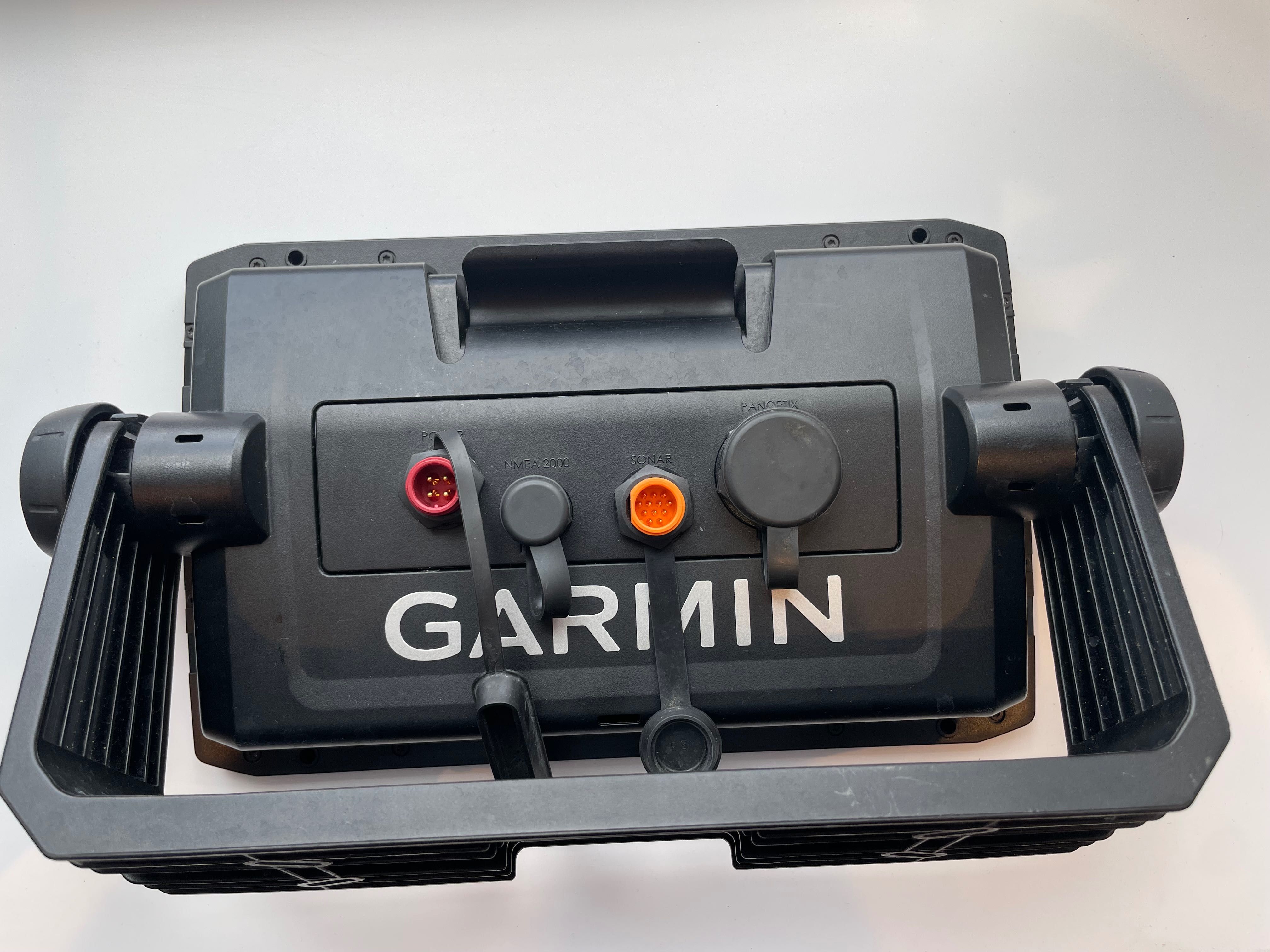 Єхолот Garmin UHD 94 + GT56